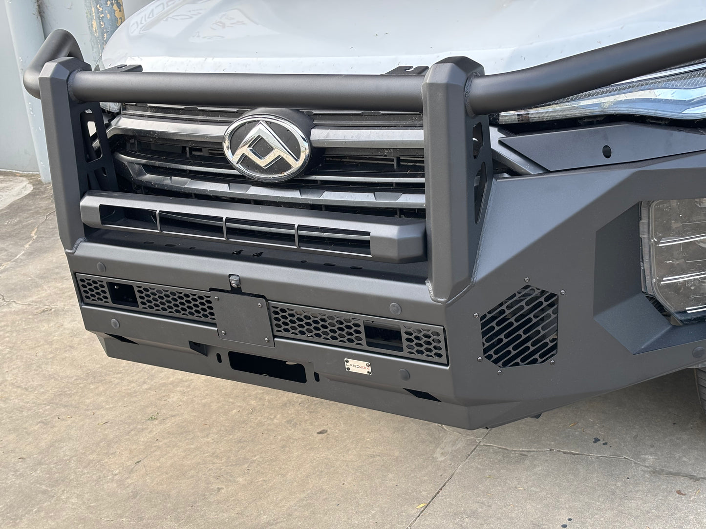 New Monstre Bull Bar Fits 2022+ LDV T60 MAX