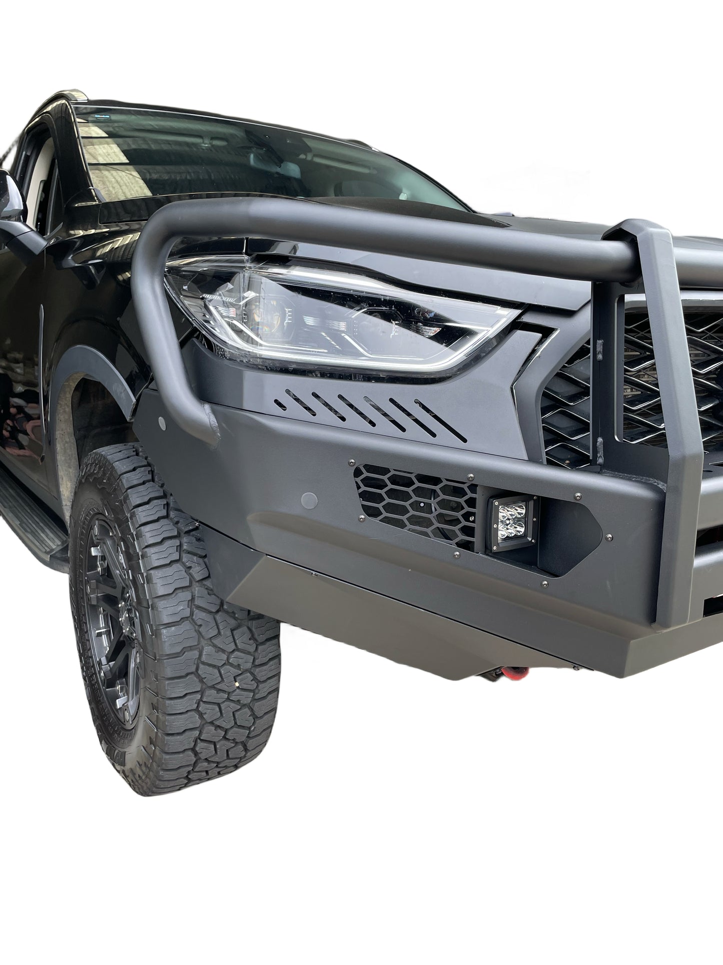 Bull Bar Fits LDV D90