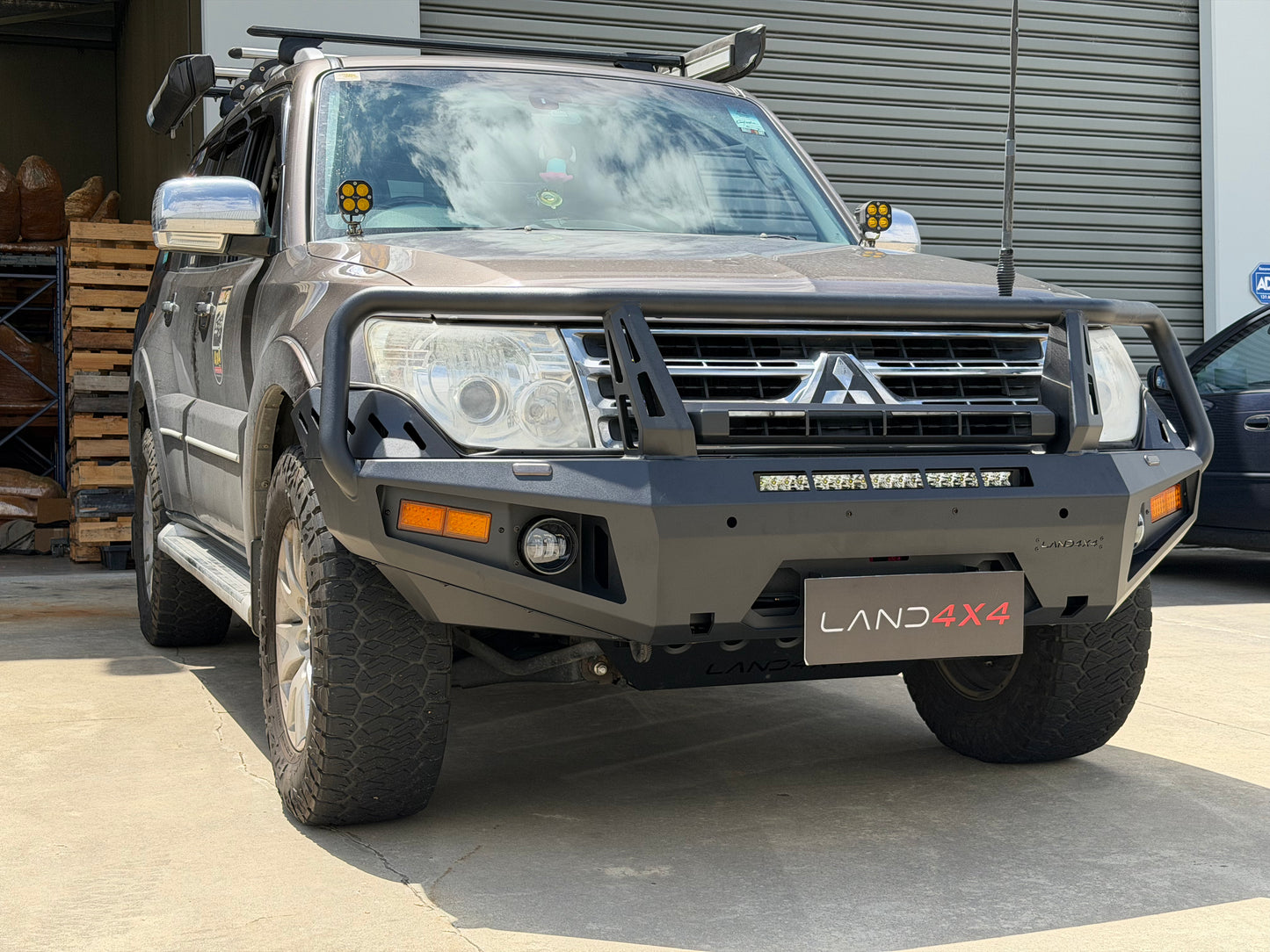 New Gen Bull Bar Fits Mitsubishi Pajero