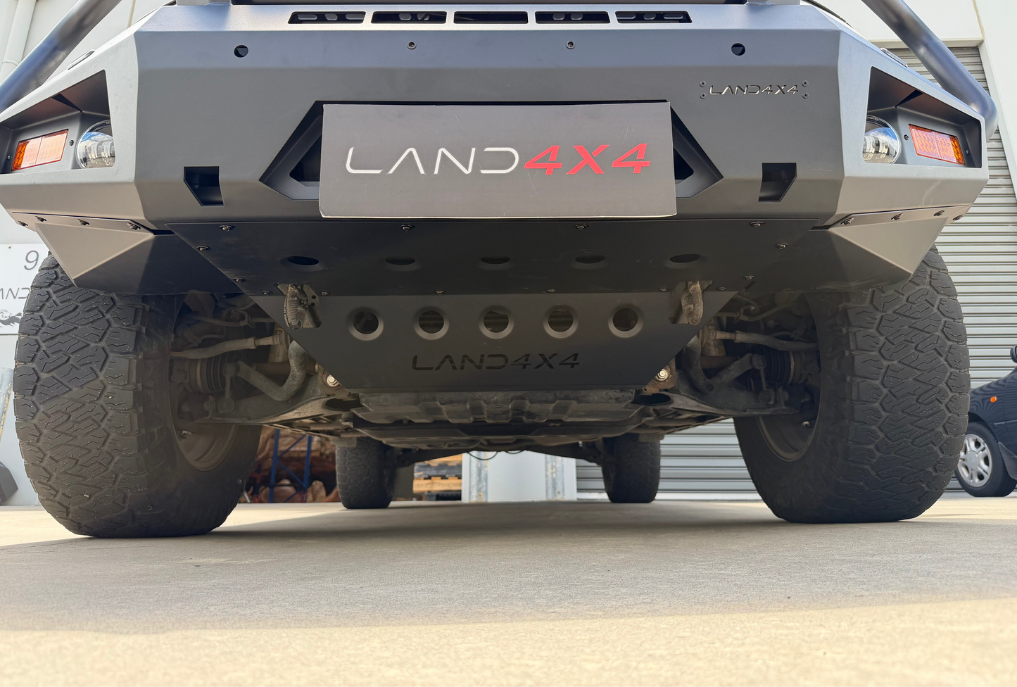 New Gen Bull Bar Fits Mitsubishi Pajero