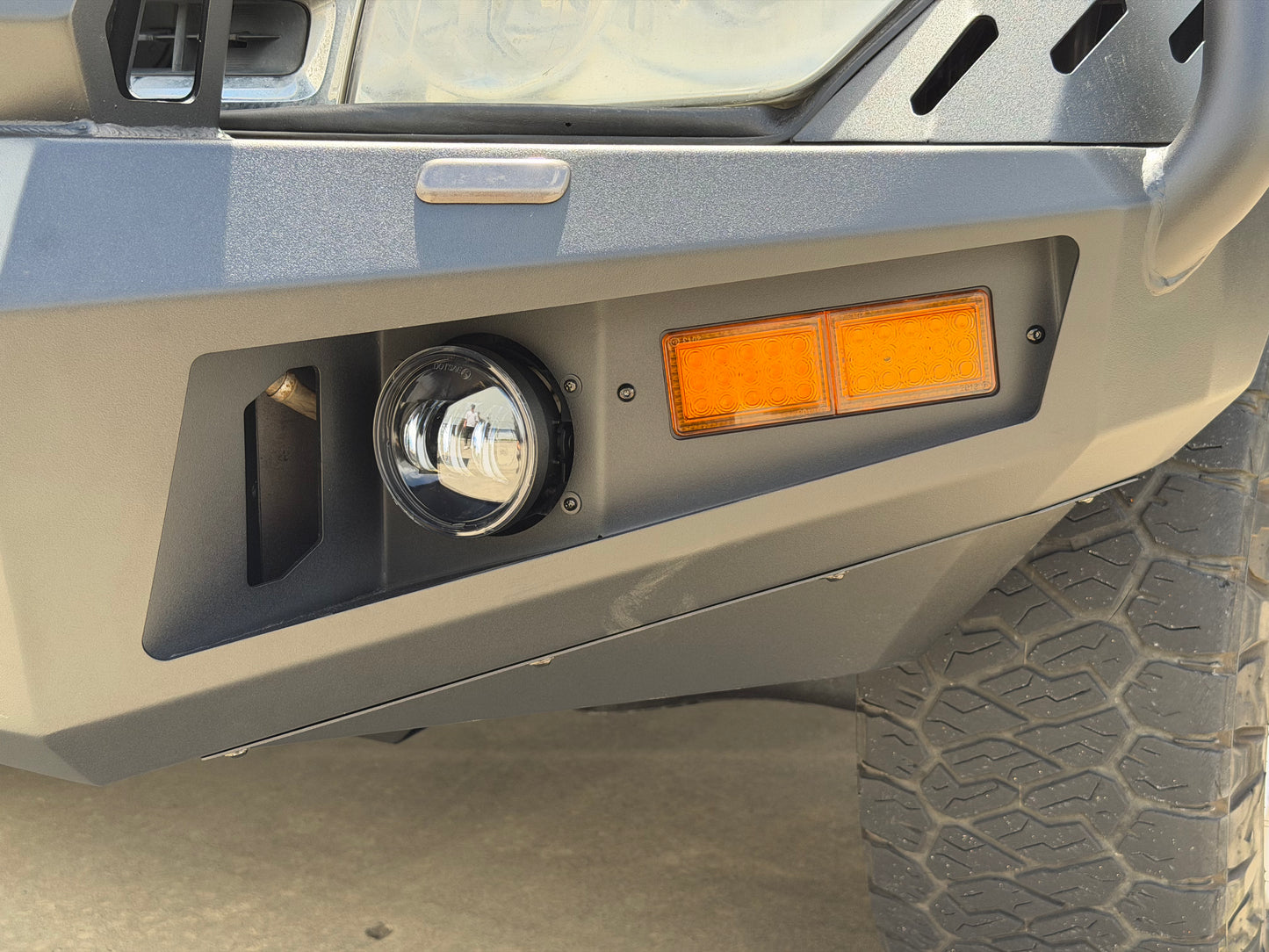 New Gen Bull Bar Fits Mitsubishi Pajero