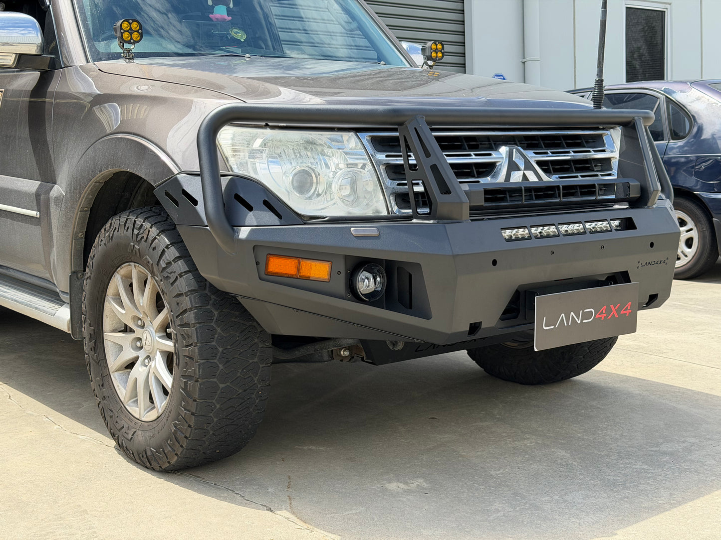 New Gen Bull Bar Fits Mitsubishi Pajero