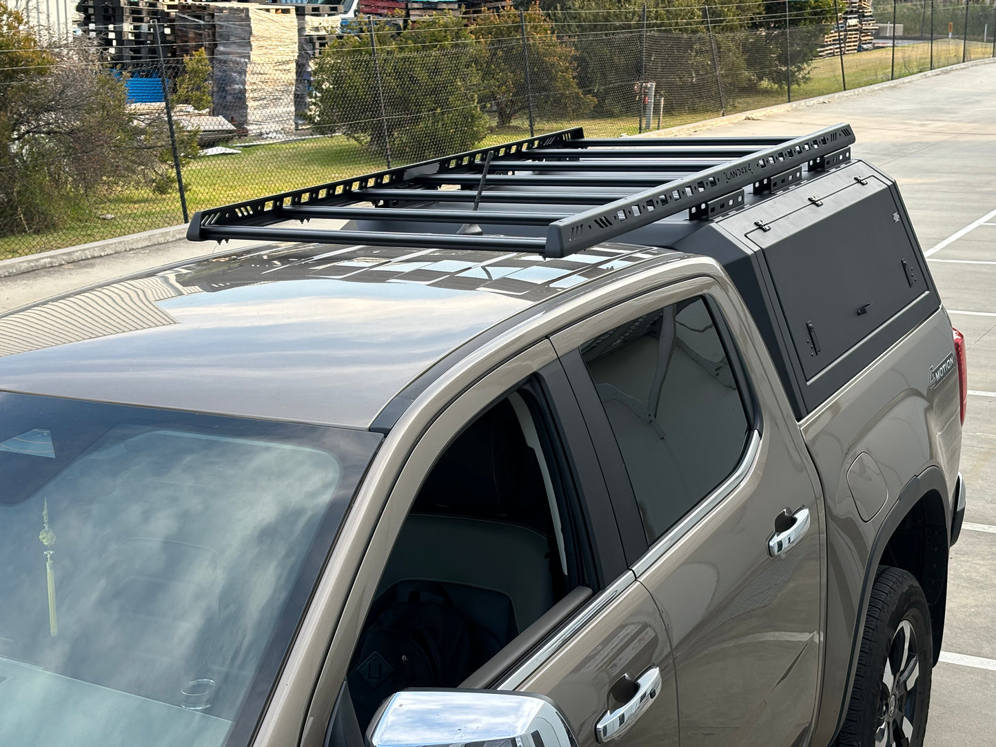 2023+ VW Amarok canopy roof rack