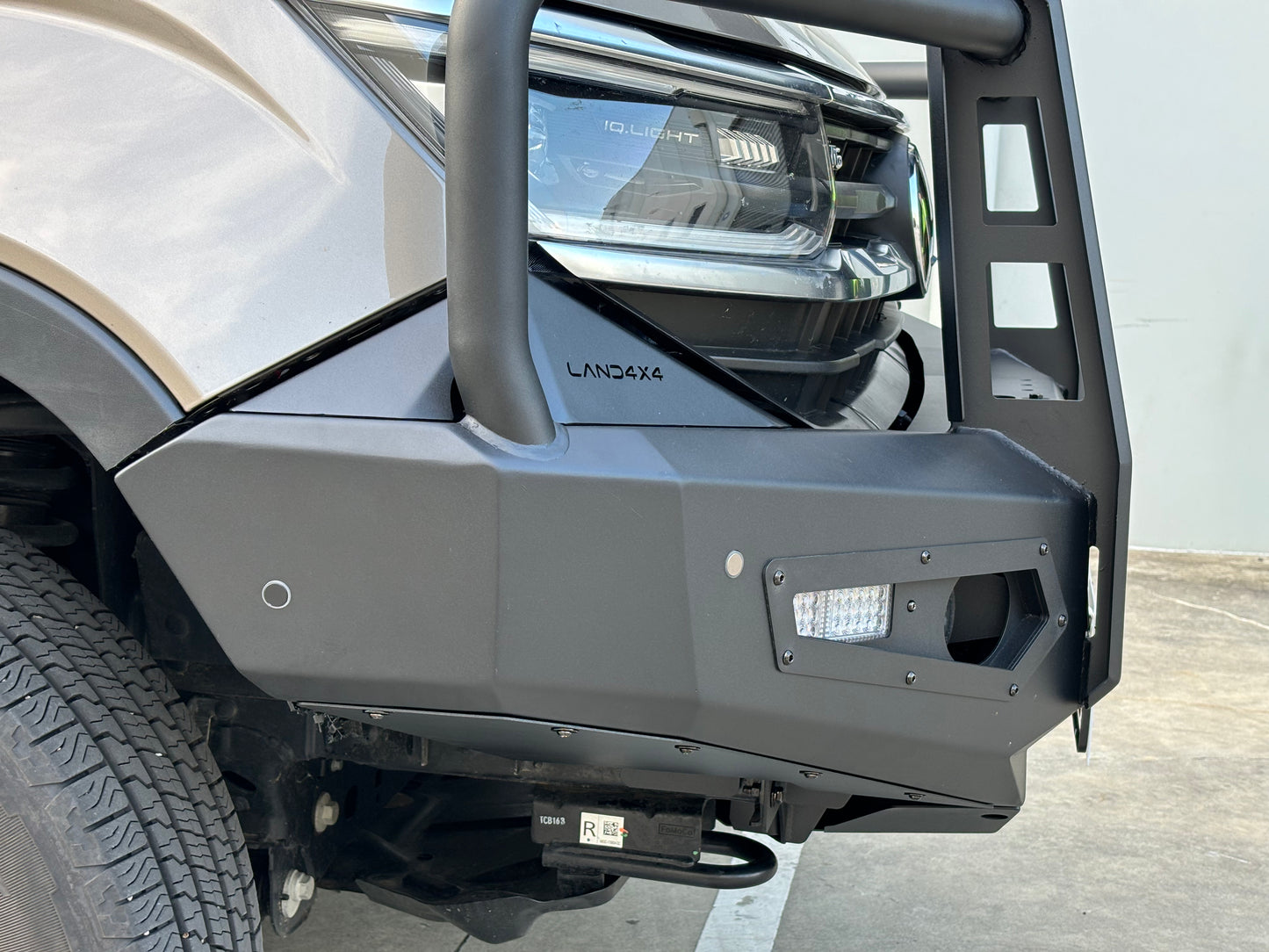 2023+ VW Amarok front bull bar