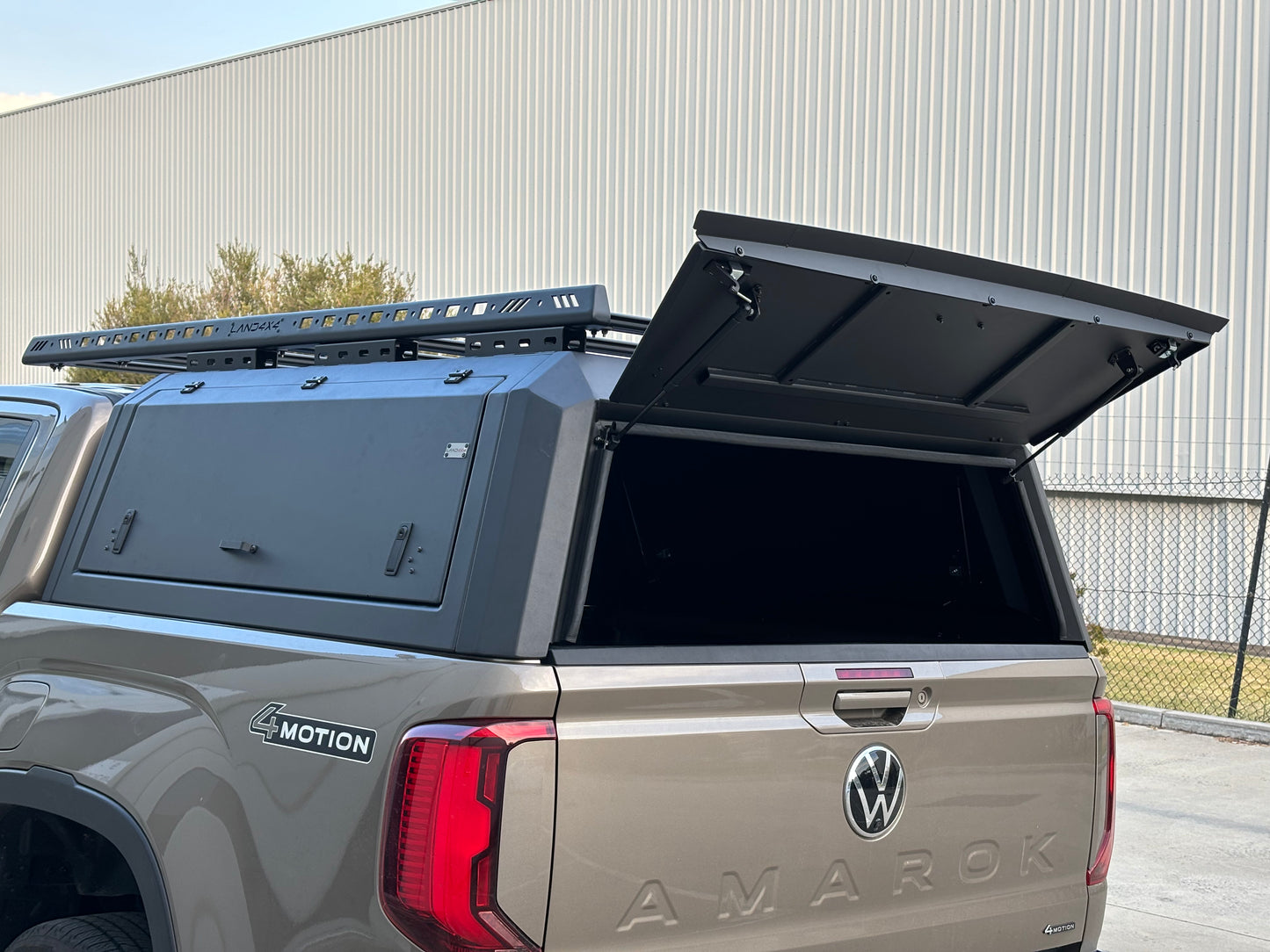 2023+ VW Amarok aluminum canopy