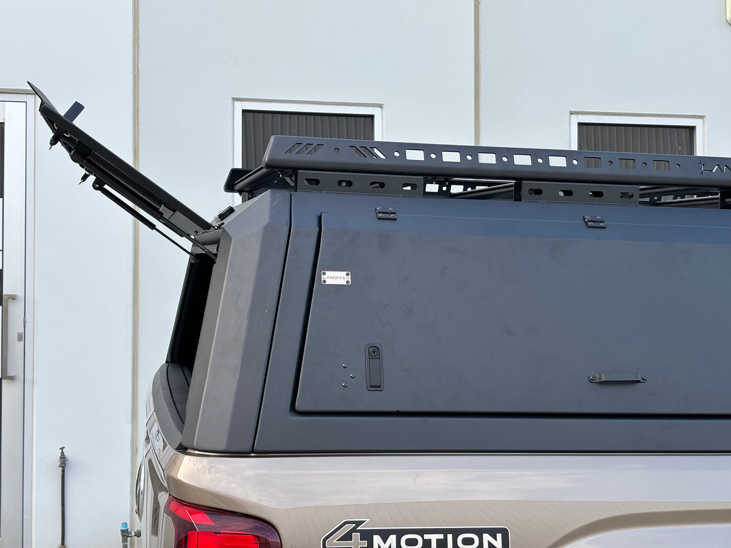 2023+ VW Amarok aluminum canopy