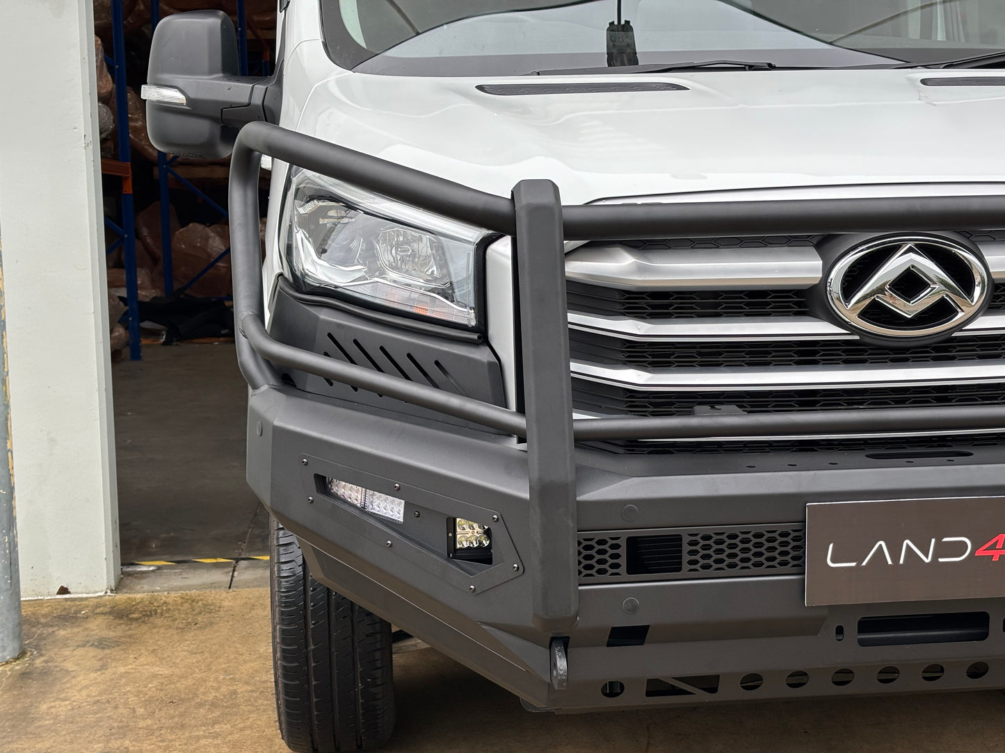 LDV Deliver 9 bull bar