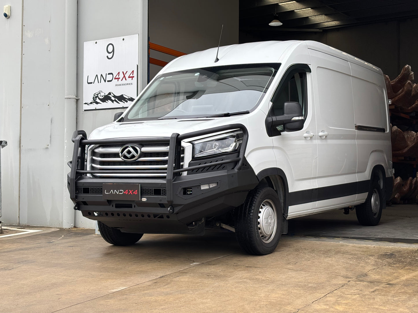 LDV Deliver 9 bull bar
