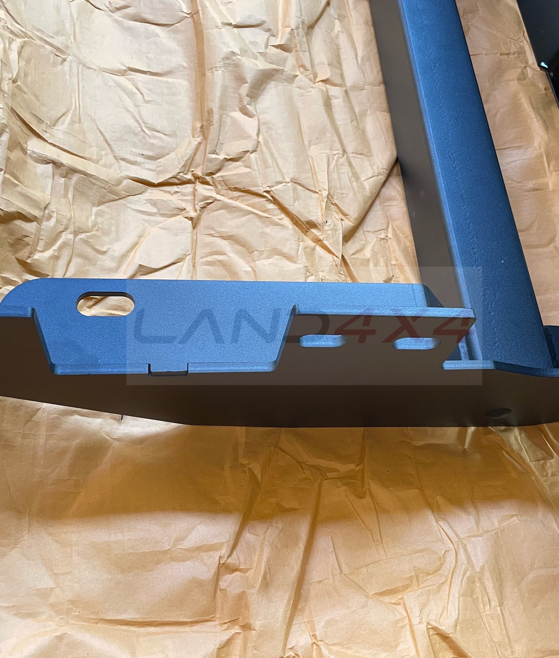 2005-2018 Toyota HiLux tow bar - LAND4X4